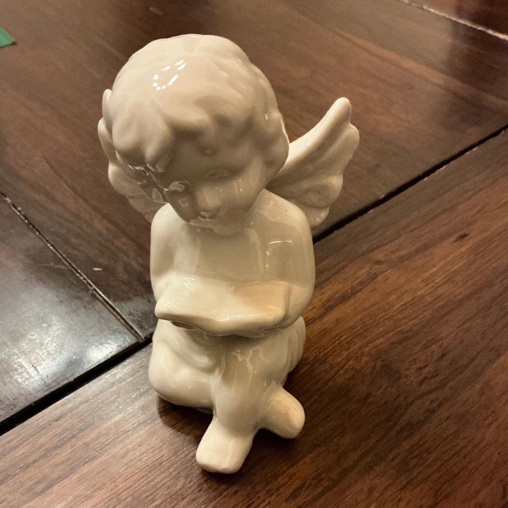 White ceramic angel